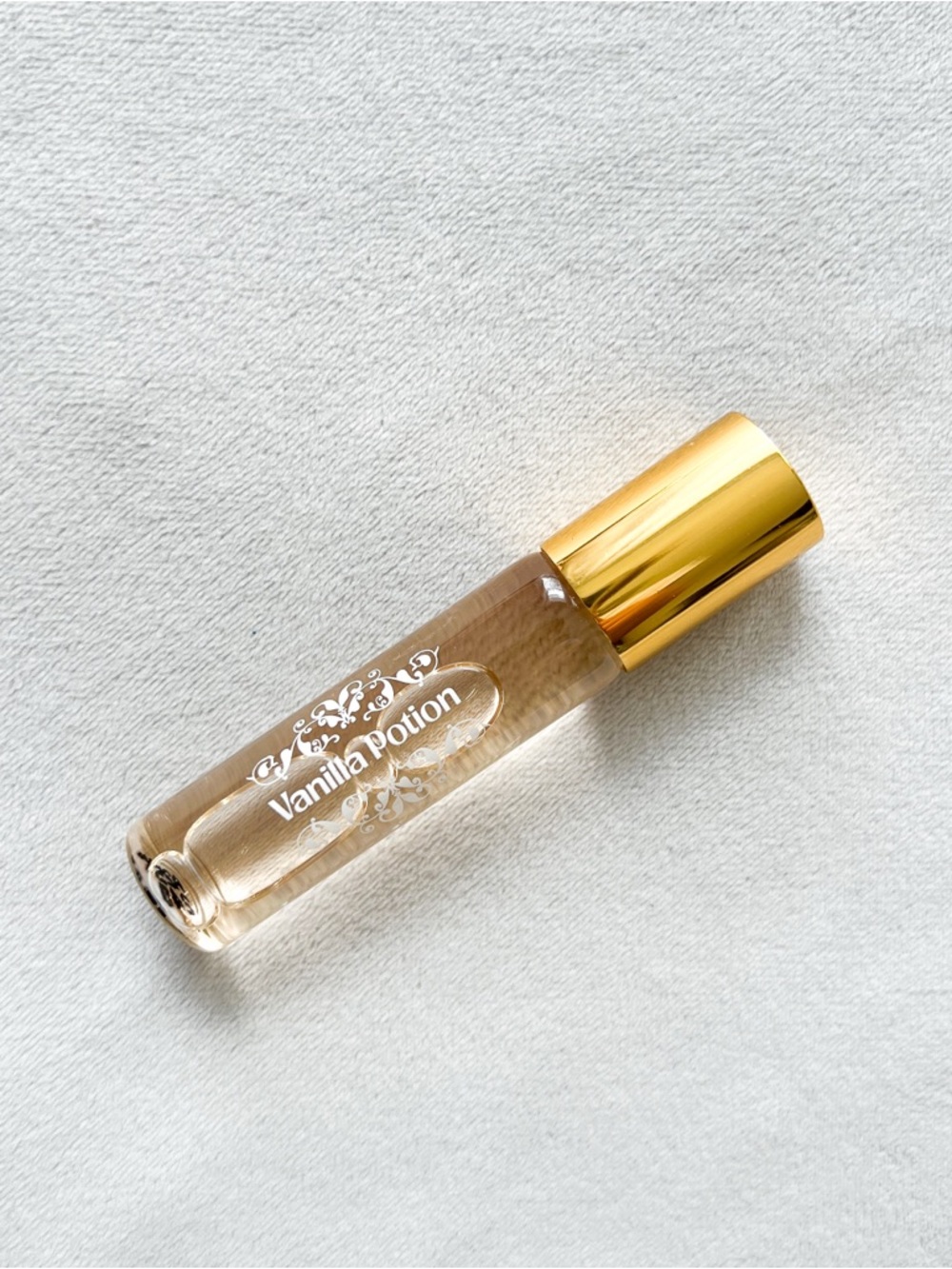 Vanilla Potion Roll-On Fragrance Oil in Gold